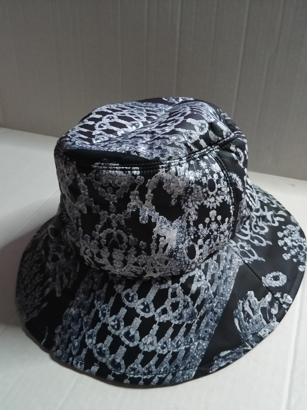 AKIRA Black & White Graphic Bucket Hat